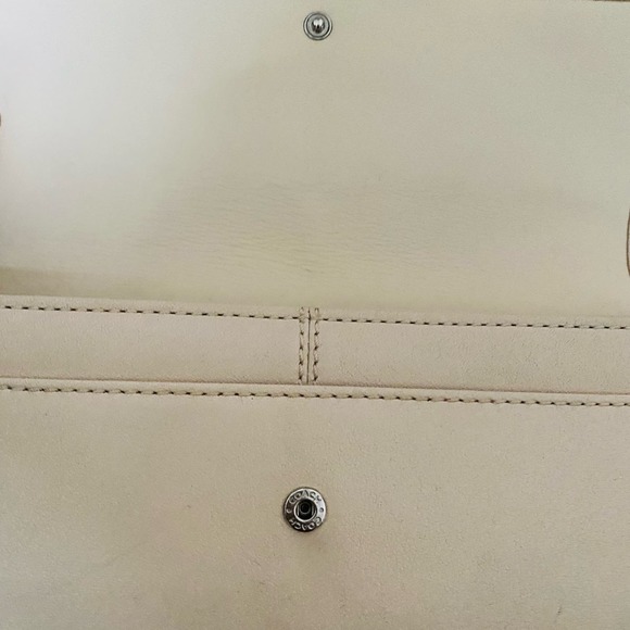 Coach Vintage White Cream Leather Trifold Wallet w Snap Closure - Picture 11 of 13